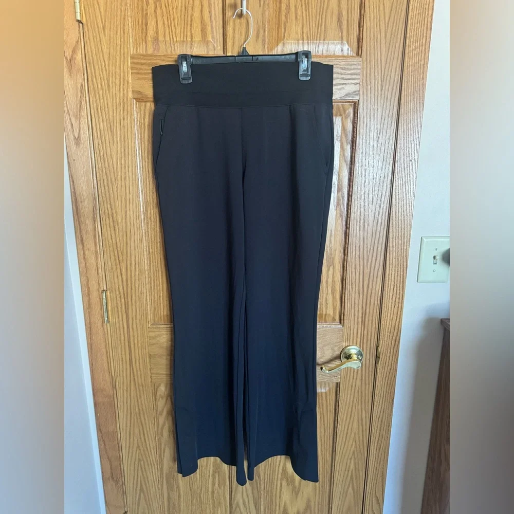Athleta Venice High Rise Flare Leg Pant - Black - Large - Picture 3 of 5